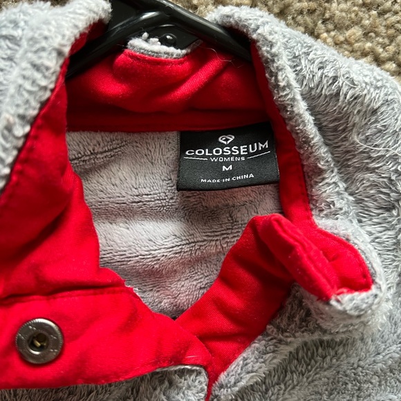 Colosseum Nebraska Quarter Button-Up - Picture 5 of 5